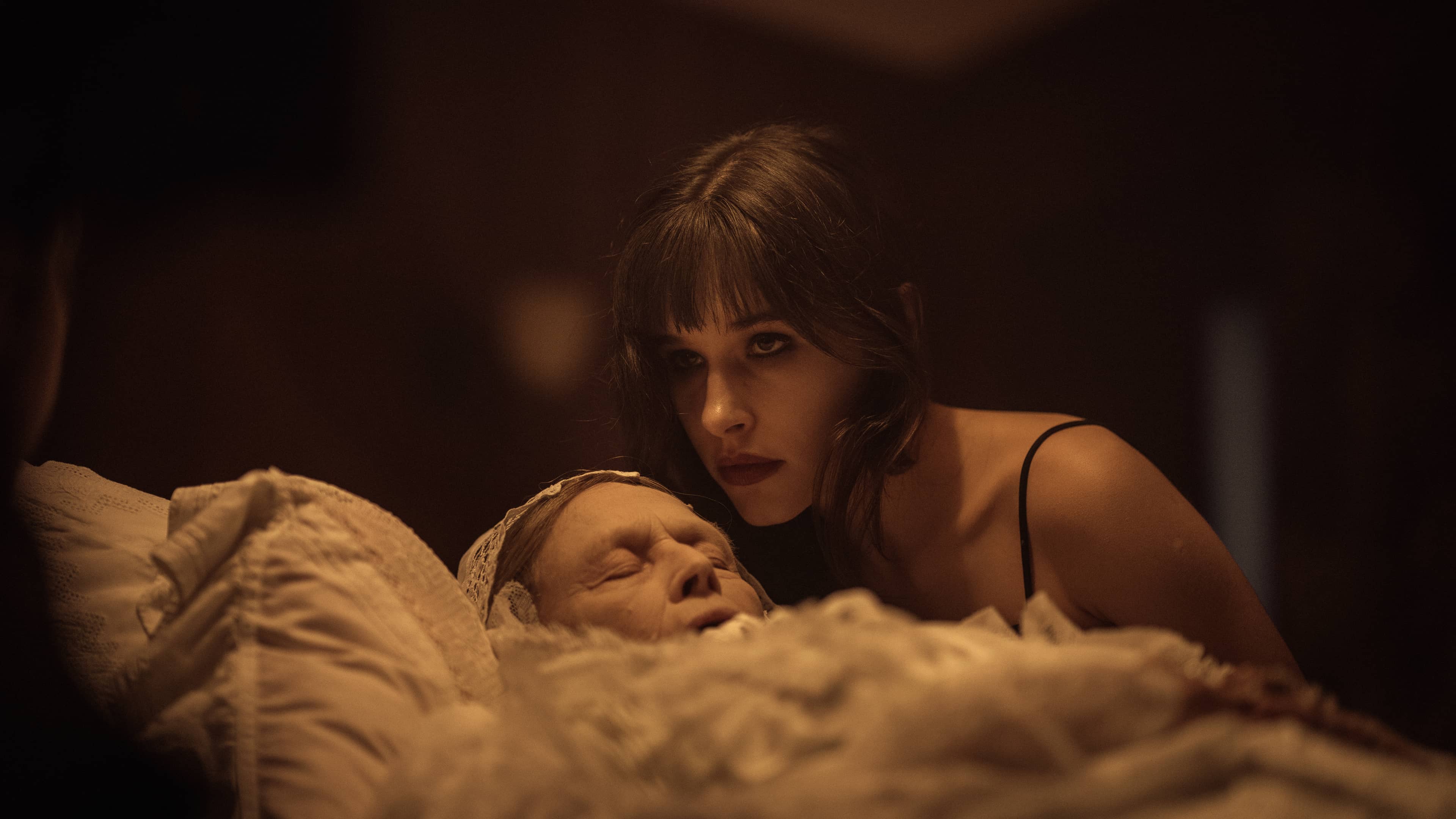 Ілюстрація до матеріалу «Raven Banner придбала світові права на польський фольклорний горор «Òpi» режисерки Марти Ґєц»
